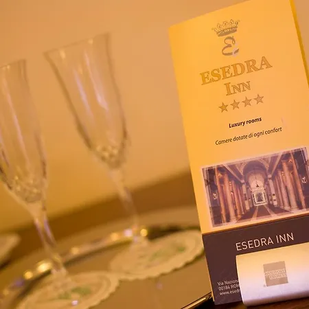 招待所 Esedra 2*